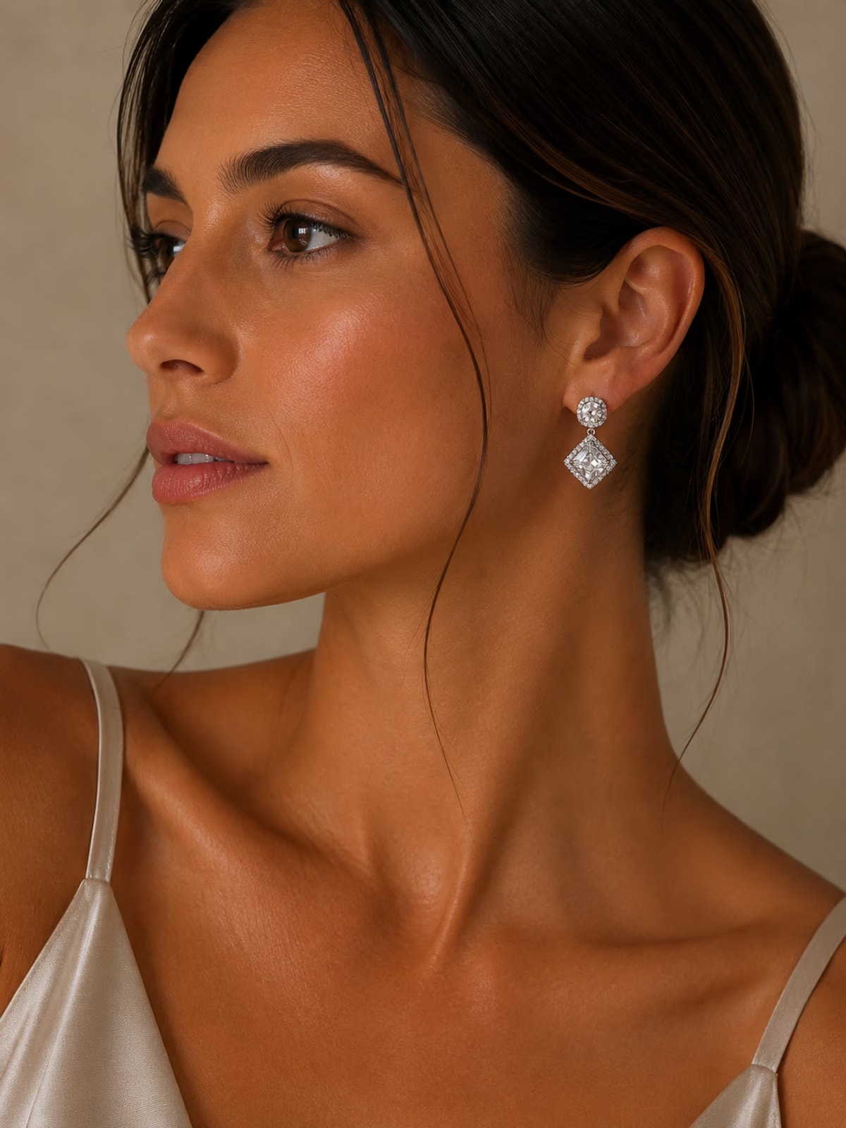 Pendientes Aina